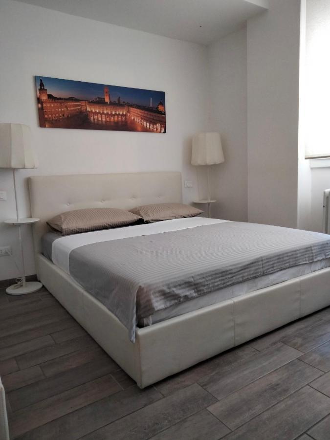 Apartament Casavacanzacentrale Privato Bolonia Zewnętrze zdjęcie
