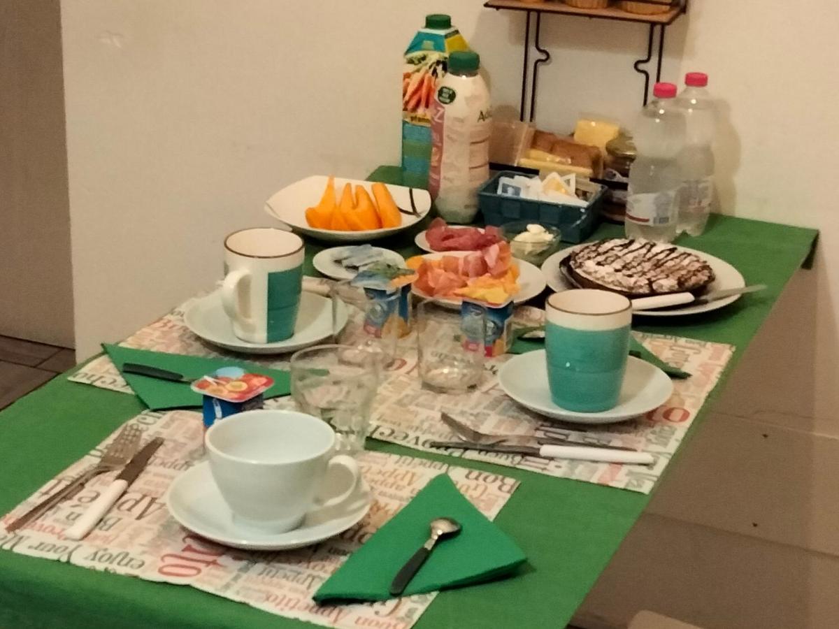 Apartament Casavacanzacentrale Privato Bolonia Zewnętrze zdjęcie