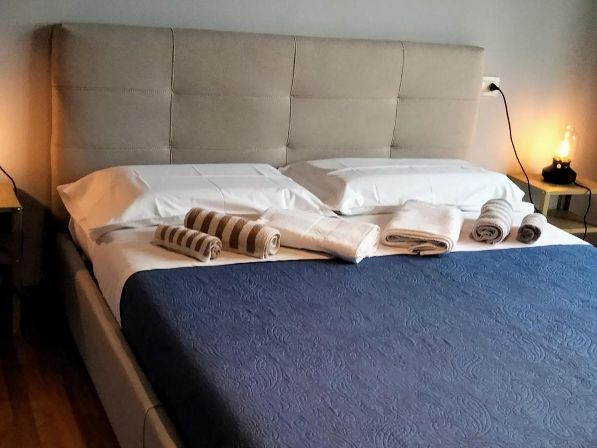 Apartament Casavacanzacentrale Privato Bolonia Zewnętrze zdjęcie